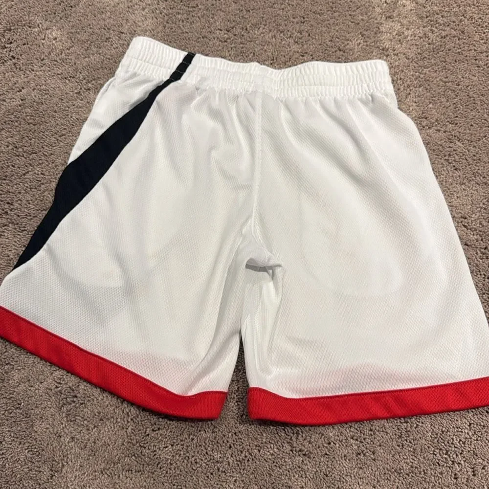 Youth Nike Dri-Fit shorts! White size medium great condition